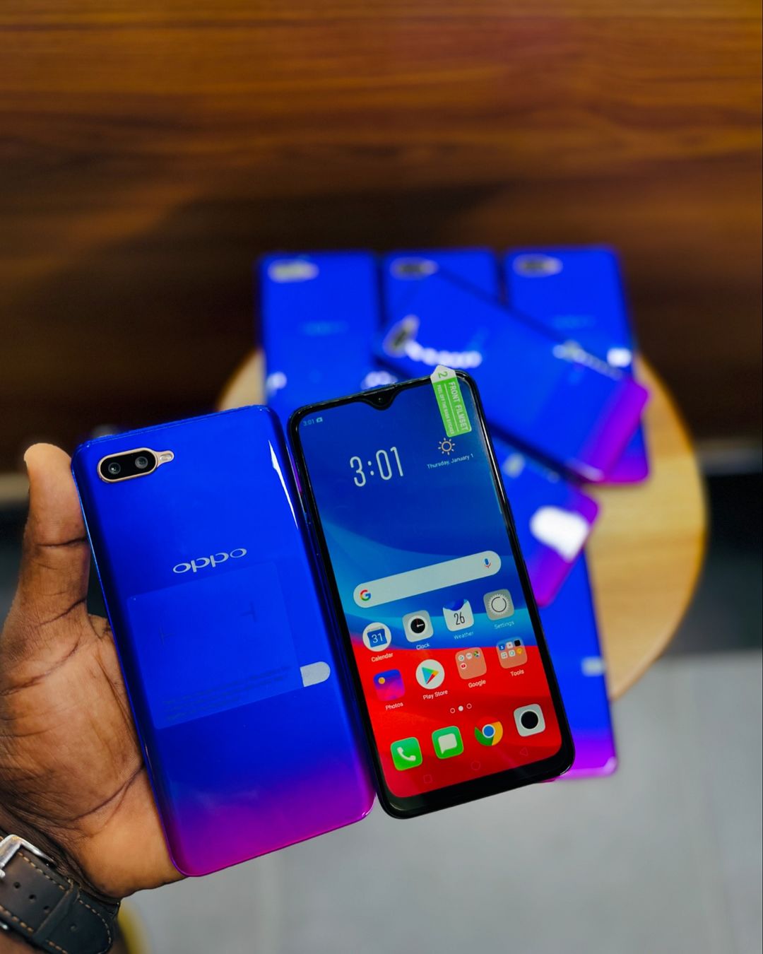 Takeer - OPPO R15x

Storage: 256gb
Ram: 8
Battery 🔋:3600mAh
Camera🔥: 16
Laini mbili(2Sim cards)✅
Condition: used abroad clean 🧽

PRICE💵: 180,000/=

WARR...