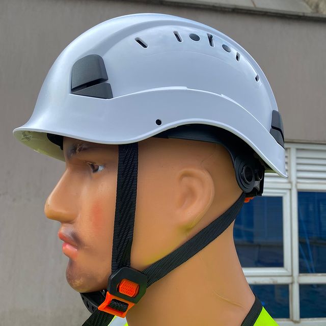 Takeer - Climbing Head Protector When Falling Available In Different Colors.
🟢🔵🟡⚪️🟠

Call/ WhatsApp: / Email: info.co.tz
Website: www.rosmainvestment.co.tz