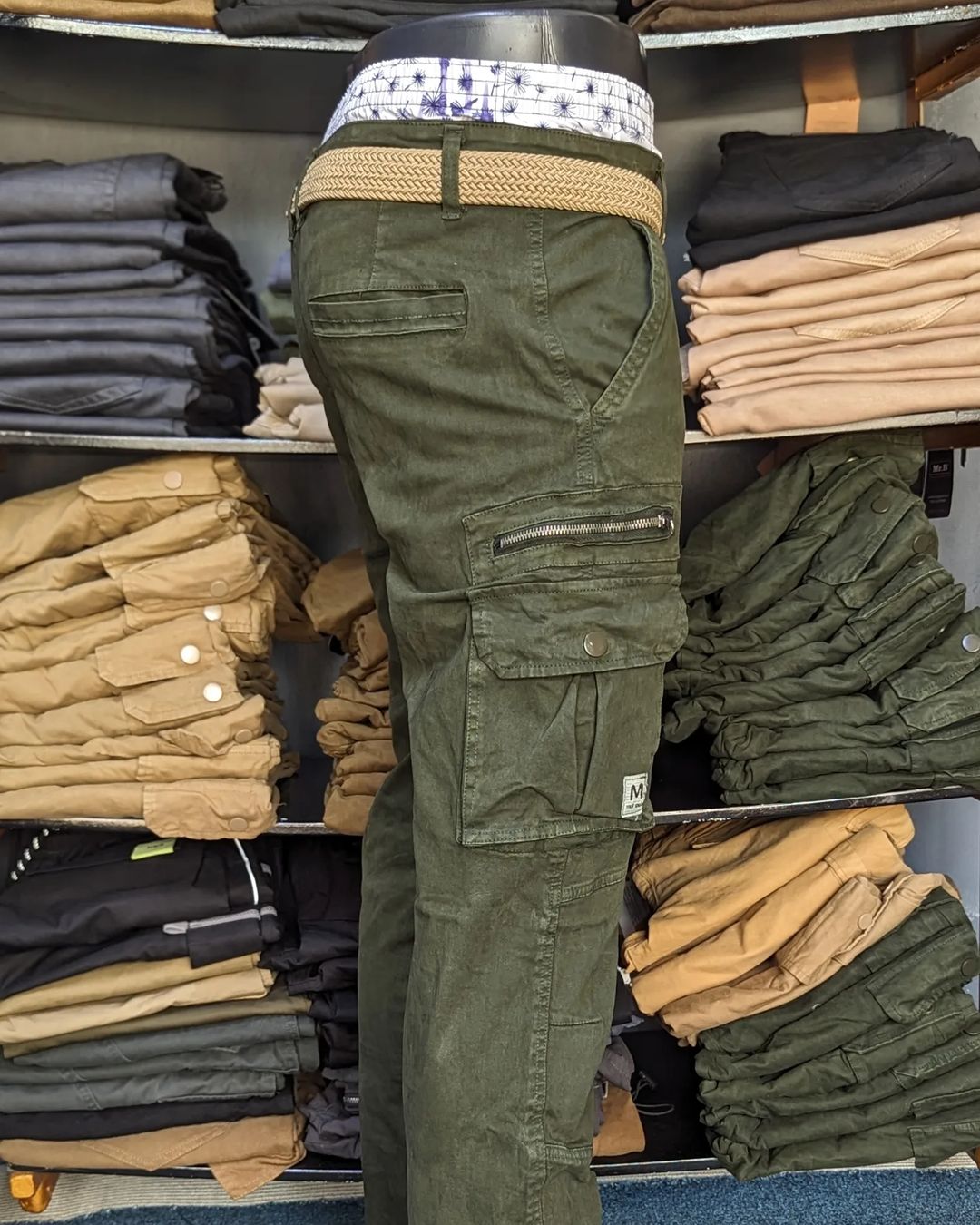 Takeer - New 💥💥 CARGO PANTS Tsh55,000
Size 30,32,34, 36, 38 
"""'"''''''''''''''''''''''''''''''''''''''''''''''''''''''''''''''''''
LOCATION:  SINZA MORI...