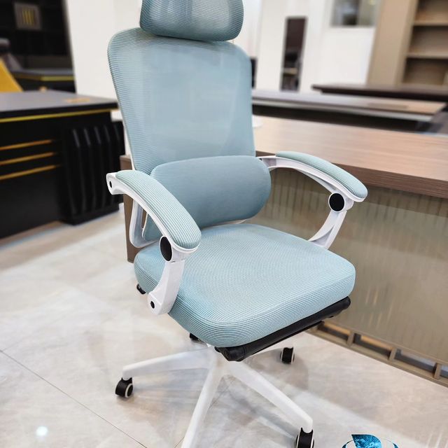 Takeer - ERGONOMIC CHAIR WITH ADJUSTABLE BACK SUPPORT 
AVAILABLE FOR 480,000TSH 

📍kariakoo branch 📞📍kinondoni branch 📞
                    