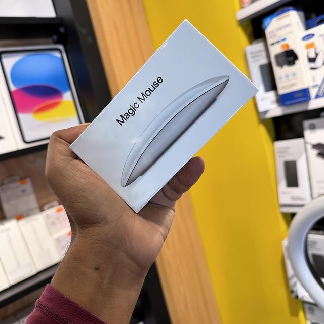 Takeer - Apple Magic Mouse
Price:290,000
Location:Sewa/Zanaki street Posta 
Dar es salaam 
Tel no:/
Delivery services are available too 📦 
Karibuni wote ,K...