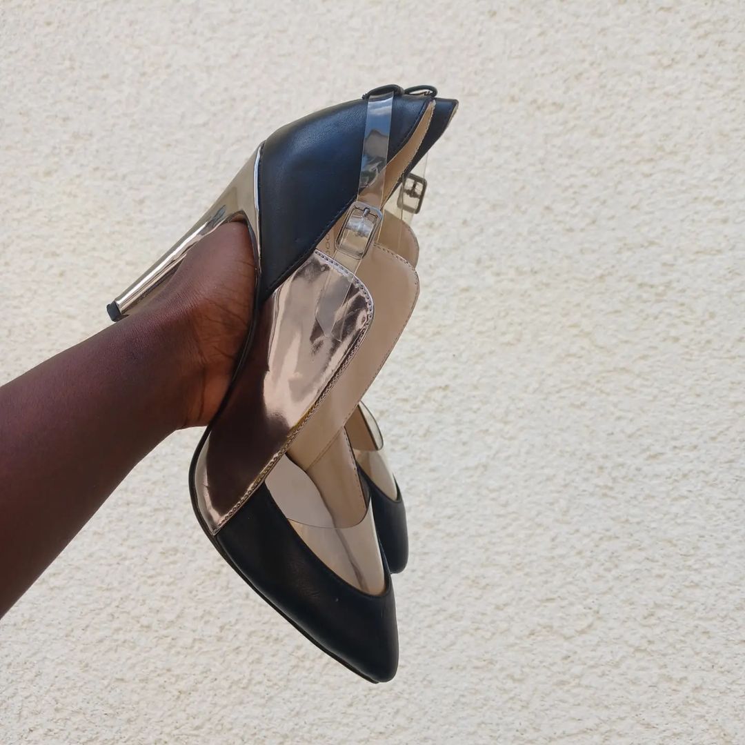 Takeer - As a woman, one thing you should never ever do is settling for less when it comes to your shoes, so karibuni sana  muweze jipatia viatu vizuri vya ...