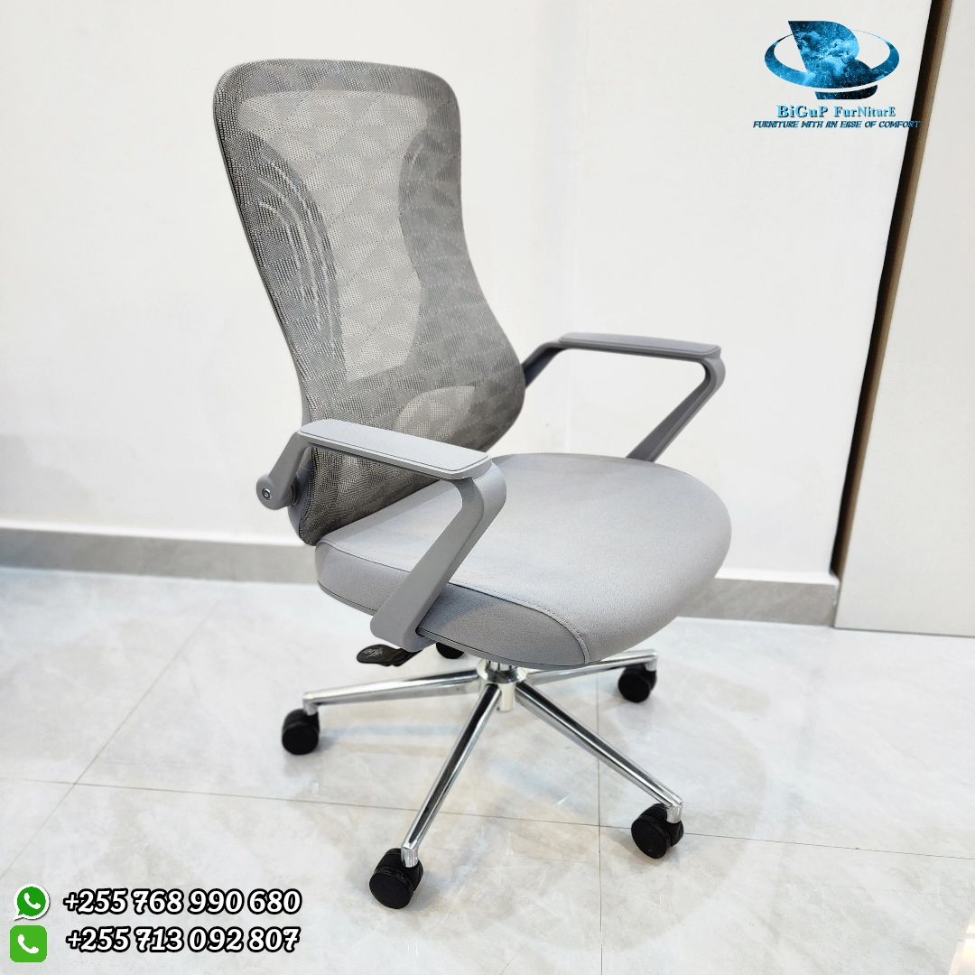 Takeer - ERGONOMIC CHAIR AVAILABLE 
FOR 320,000TSH 

📍kariakoo branch 📞📍kinondoni branch 📞
                    