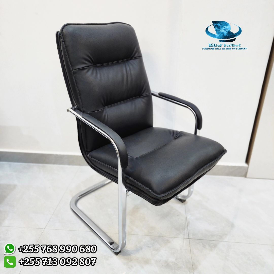 Takeer - OFFICE CHAIR AVAILABLE 
IN BLACK,GREY AND BROWN 
FOR 380,000TSH 

📍kariakoo branch 📞📍kinondoni branch 📞
                    