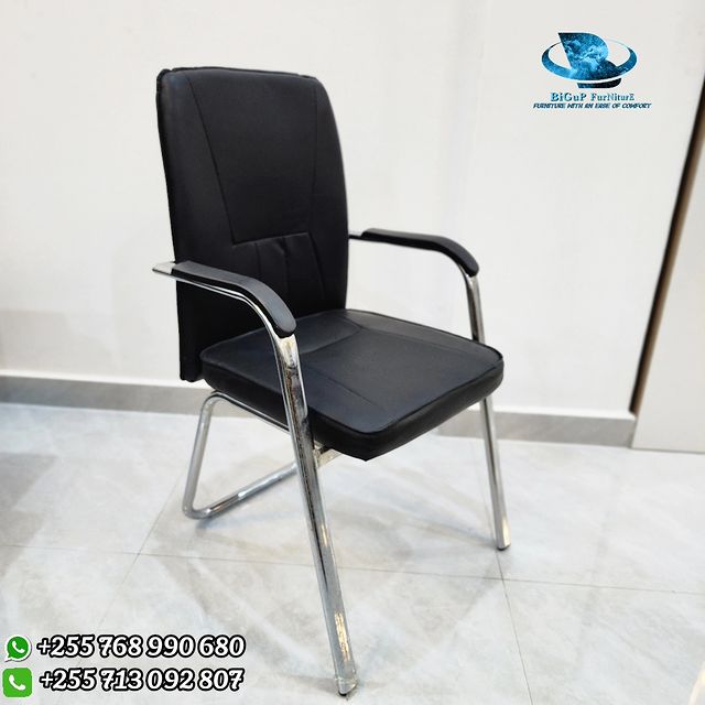 Takeer - OFFICE CHAIR AVAILABLE 
FOR 250,000TSH 

📍kariakoo branch 📞📍kinondoni branch 📞
                    