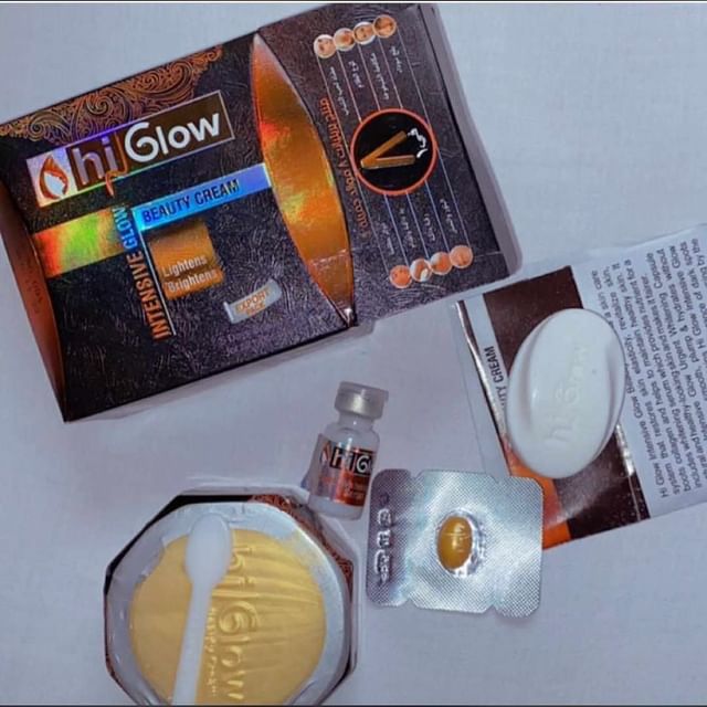 Takeer - Hi Glow face cream 🔥🔥🔥🔥🔥

📌Ndani ya package ya hii face unapata vitu vinne serum, kidonge, sabuni na face cream yake, ni mwamba sanaaa inanga...