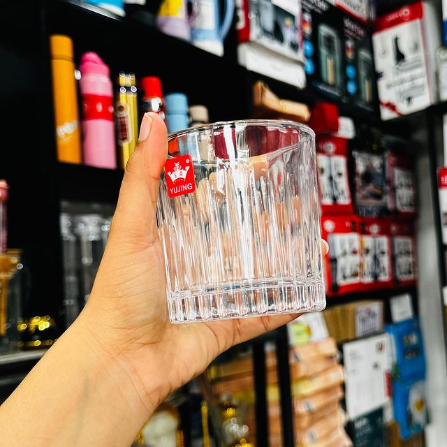 Takeer - glass 6pcs 15,000/-