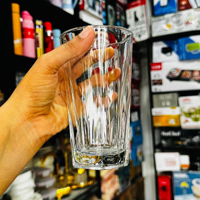 Takeer - glass 6pcs 15,000/-