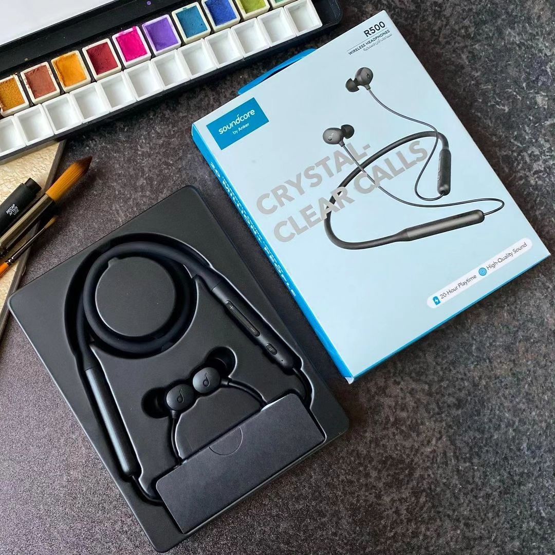 Takeer - Soundcore by Anker R500 Fast charging neckband

Price ~ 85,000/= Tsh

SPECIFICATIONS
✅ Brand: Soundcore
✅ Model: R500
✅ Noise Cancellation: No
✅ Co...