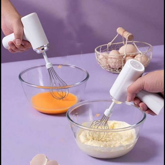 Takeer - Available 
Price 40,000/=
Electric rechargeable hand mixer 
Delivery tunafanya popote
Wasiliana nasi 