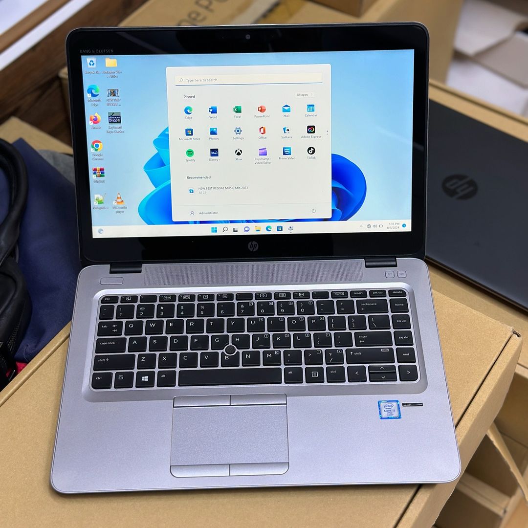 Takeer - One of the Best Budgetive Laptop From HP,
HP ELITEBOOK 840 G3,

Processor: INtel (R) Core i5,
6th Generation Processor,
2.4 GHZ CPU Speed,
8 GB RAM...