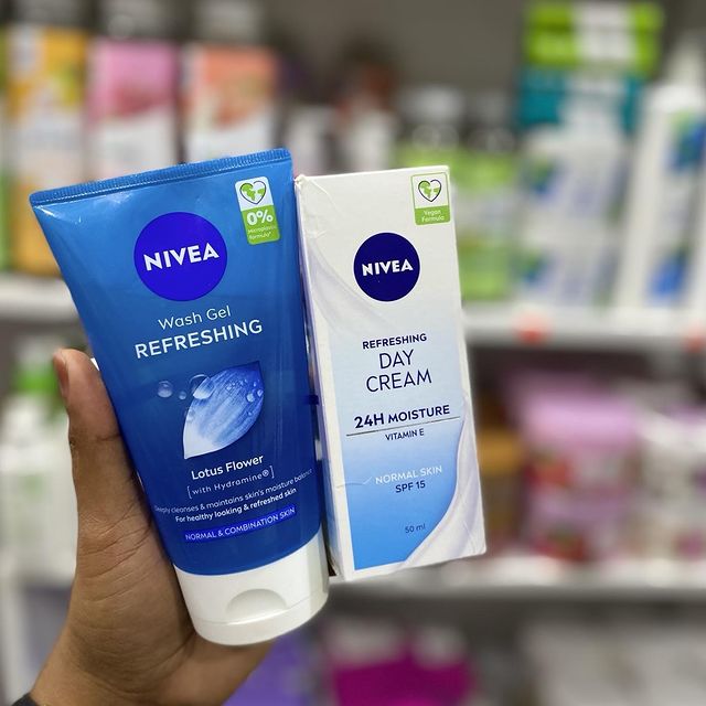 Takeer - Rafiki ngozi yako haipati Moisture ya Kutosha???

Tuna Hii set ya Nívea yenye itakupa Moisture ya kutosha Kwa Muda wa Masaa 24HR
🧣Ina ingredient y...