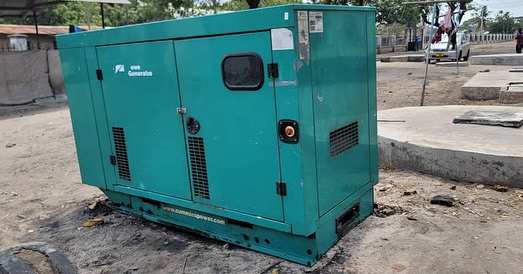 Takeer - GENERATOR CUMMINS POWER 110KVA
WITH CUMMINS ENGINE
STAMFORD ALTERNATOR
SOUND PROOF GENSET
DIESEL ENGINE
ENGINE RUN 2300HRS
EXCELLENT CONDITION
CALL...