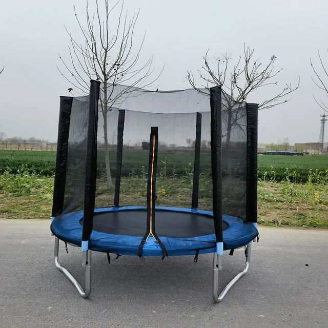 Takeer - 6Ft trampoline