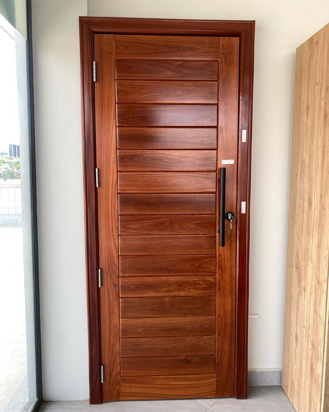 Takeer - Mkongo Hardwood  door top(4cm panel)
Price : 1,200,000/-

Mkongo door frame
Inch6 : 350,000/-
Inch8 : 450,000/-

Architraves
One side : 125,000/-
B...