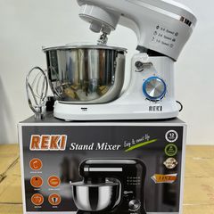 Takeer - STAND MIXER
UJAZO: 6.8 LITERS (2KG)
BEI: 180,000/=

☎️☎️
✅INAKANDA UNGA WA CHAPATI NA MAANDAZI
✅INAKOROGA NA KUCHANGANYA UNGA WA KEKI

1 YEAR WARRA...