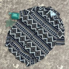 Takeer - NEWSTOCK  BAHAMA SHIRT
PRICE  18,000
FREE SIZE ✅️
CALL 