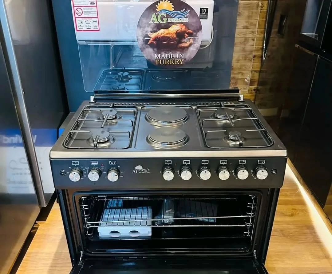 Takeer - Jiko zuri la kisasa lenye jumla ya plates sita na oven ya umeme chini size 60*90

( plates 4 gass & plate 2 umeme )

🟢 Bei Tsh: 1,750,000/=

_____...