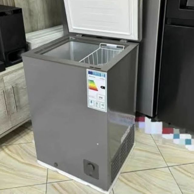 Takeer - Hisense Freezer 150L@ 600,000
Call/WhatsApp kuweka order yako.
2years  warrant
Free delivery.