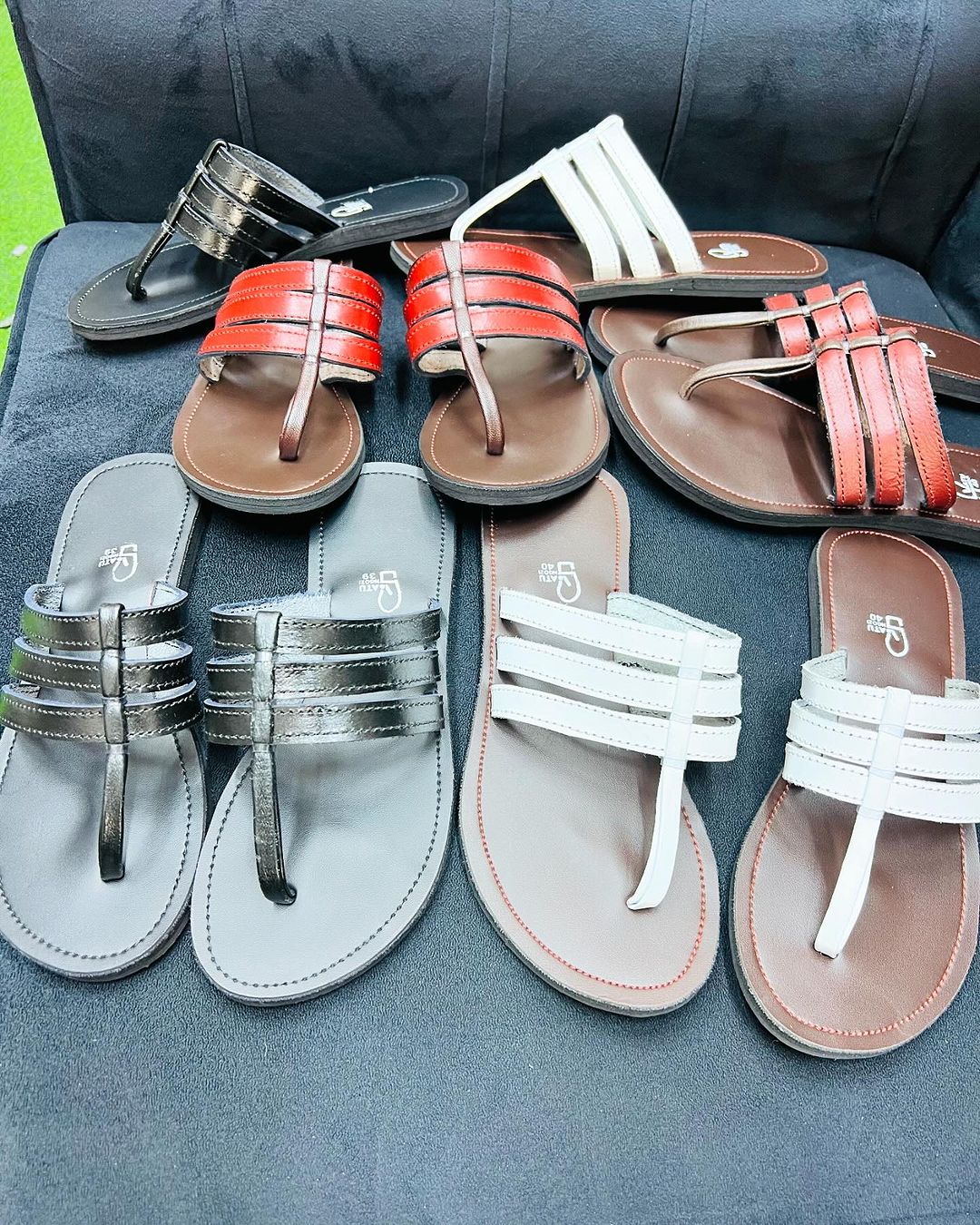 Takeer - Offer… 🔥Offer….🔥
💰Tsh.20,000/-
👫Pure Leather📌
🪡Size - 36 - 45
📞Call/WhatsApp: ...
 
Location
DSM- Mwenge Sokoni Nyuma ya Jamirex Hotel
Moshi...