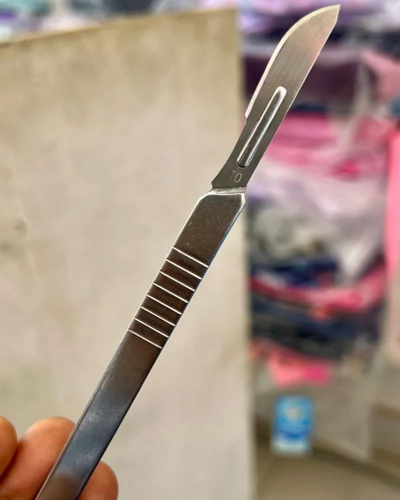 Takeer - Dermaplaning blade available in few pieces
Call or Whatsapp 