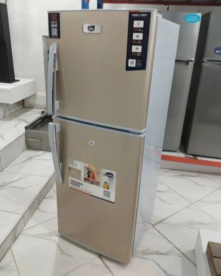 Takeer - Offers Offers mr UK REFRIGERATOR 
Model F57
Liters 138
2years Warranty 

Fridge&Freezer 
Energy Saving 
Fast Cooling& Freezing 
Powerful Compressor...