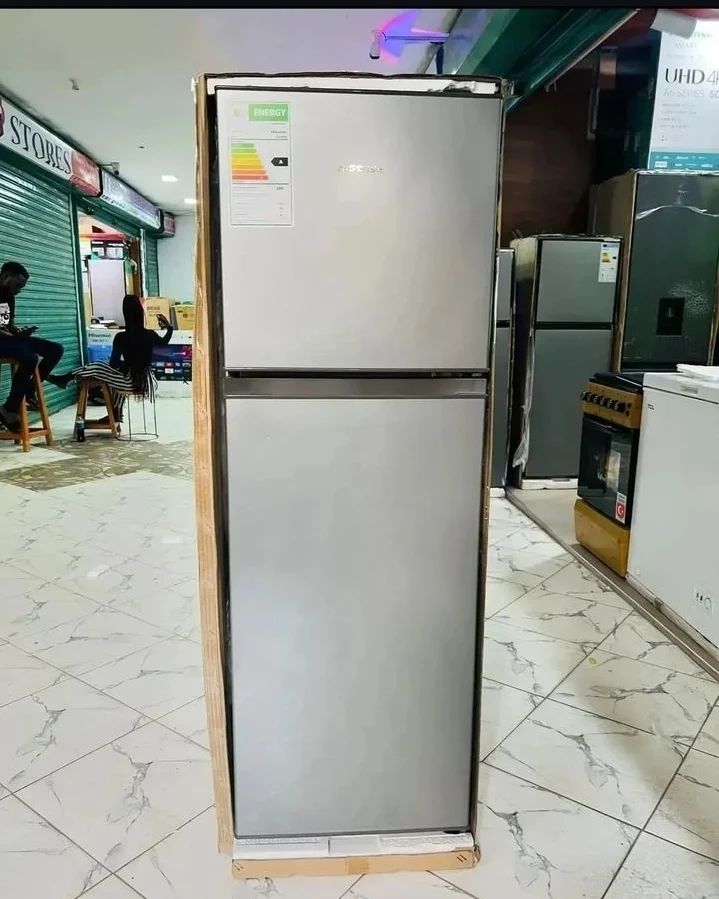 Takeer - OFFERS OFFERS
HISENSE REFRIGERATOR
•160liters 

•4 years warranty
•Silver
•Fridge &freezer
"powerful compressor
•Energy consumption
•Fast cooling &...