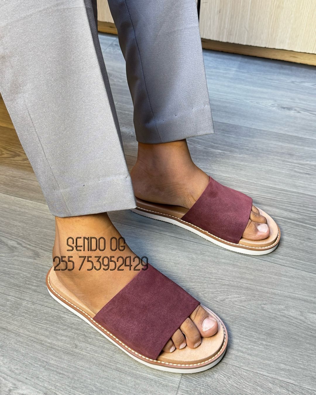 Takeer - classic original sandal
85,000🇹🇿
sizes 40–45
📍congotower 2ndfloor
Tunafanya Delivery