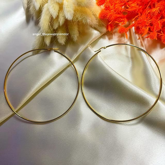 Takeer - EARRINGS 8000
Size: Very big
Calls/WhatsApp 