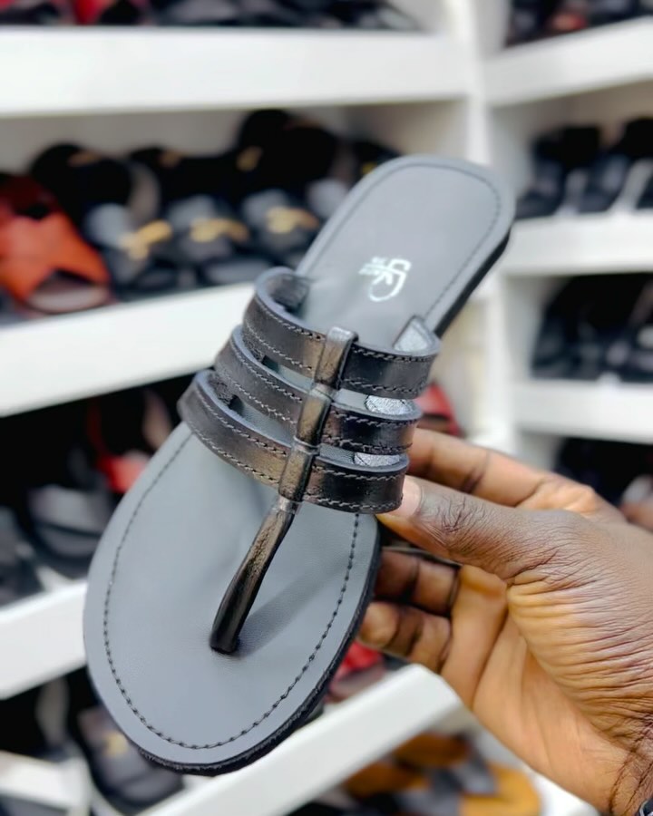 Takeer - Offer… 🔥Offer….🔥
💰Tsh.20,000/-
👫Pure Leather📌
🪡Size - 36 - 45
📞Call/WhatsApp: ...
 
Location
DSM- Mwenge Sokoni Nyuma ya Jamirex Hotel
Moshi...