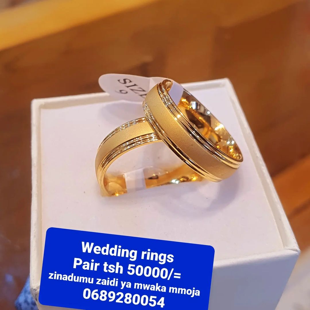 Takeer - Wedding 💑 rings 💍 
Hazipauki kwa haraka wala Hazichubuki Zinadumu zaidi ya mwaka mmoja 

Tunapatikana ubungo mawasiliano bus stand mkabala na Jen...