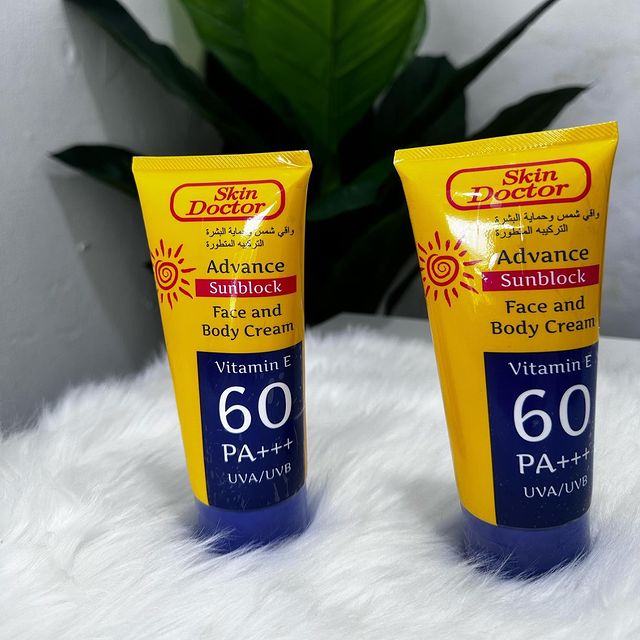 Takeer - Sunscreen nzuri snaa hii unatumia isoni mpaka mwilini na haiachi weupe yani ni nzuri mno kama ngozi yako imepata rashes au chunusi hii itakusaidia ...