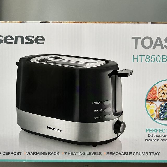 Takeer - Hisense Toaster
•Reheat Or Defrost
•Warming Rack
•7 Heating Level
•Removable Crumb Tray
•One Year Warranty

Now Available In Our Shop
Location-Meku...