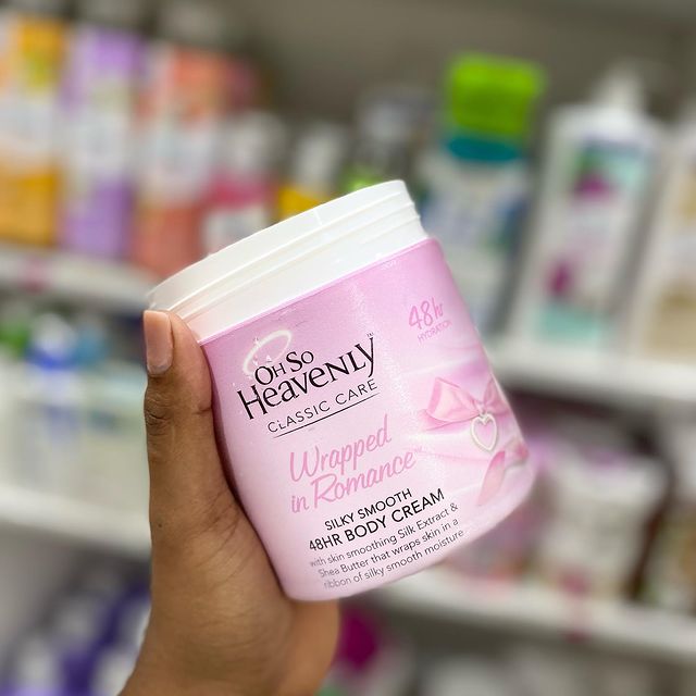 Takeer - OH SO HEAVENLY wrapped in Romance BODY CREAM

🍀Hii Body cream ni Anti-Oxidant yaaan kama ngozi yako imejaa na uchafu au umetimia vitu vingi sana h...