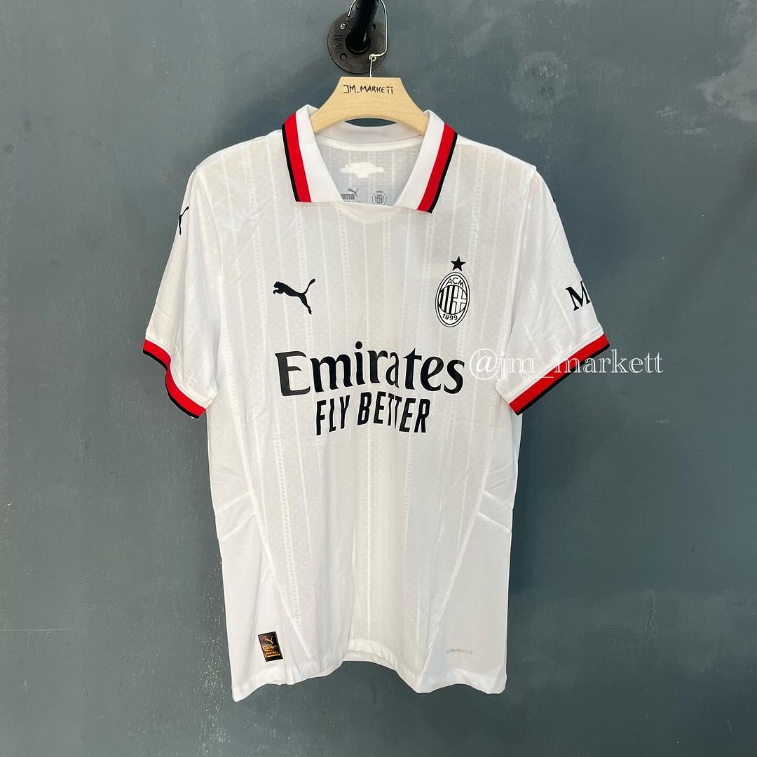 Takeer - 2024/2025 Away Kits for Man U & AC Milan
Size: S,M,L,xL & xxL
Price : 35,000 Tsh @ 1
Call & WhatsApp #📍 UBUNGO EXTERNAL DARAJANI ( Njia ya kwenda ...