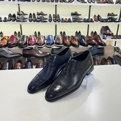 Takeer - BOSSMAN SHOES
BLACK SIZE: 40, 43 45 & 46
BROWN SIZE: SOLD OUT ❌
DARK BLUE: SOLD OUT ❌
Price: 255,000
Unique Design, very comfortable, Premium Quali...