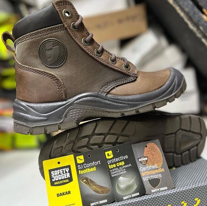 Takeer - 💥💥NEW ARRIVALS SAFETY BOOT 🚸⛑️🚨
_____________________________
BRAND : SAFETY JOGGER DAKAR
____________________________
SIZE: 39-45
__________
�...