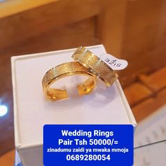 Takeer - Wedding rings 💑 💍 
Hazipauki kwa haraka wala Hazichubuki Zinadumu zaidi ya mwaka mmoja 

Tunapatikana ubungo mawasiliano bus stand mkabala na Jen...