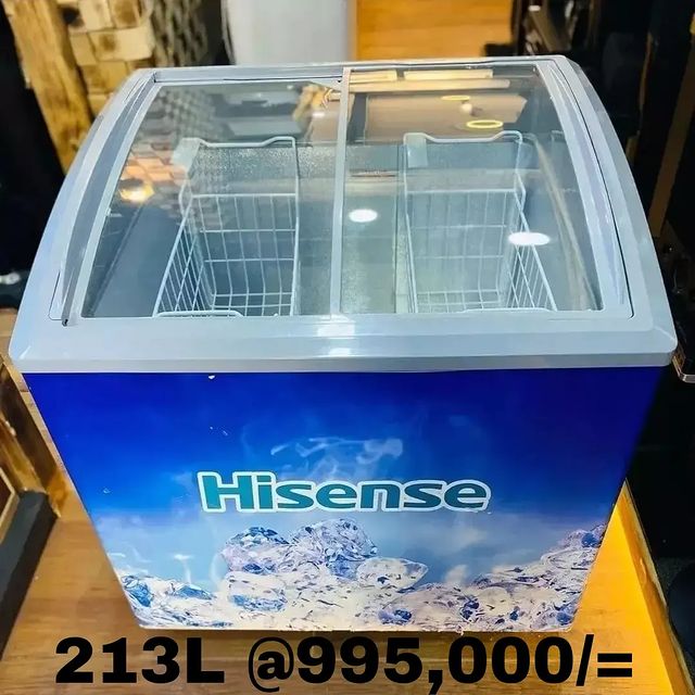 Takeer - Hisense - Showcase Freezer 213L ,000/=
Call/WhatsApp kuweka order yako.
2years  warrant
Free delivery.