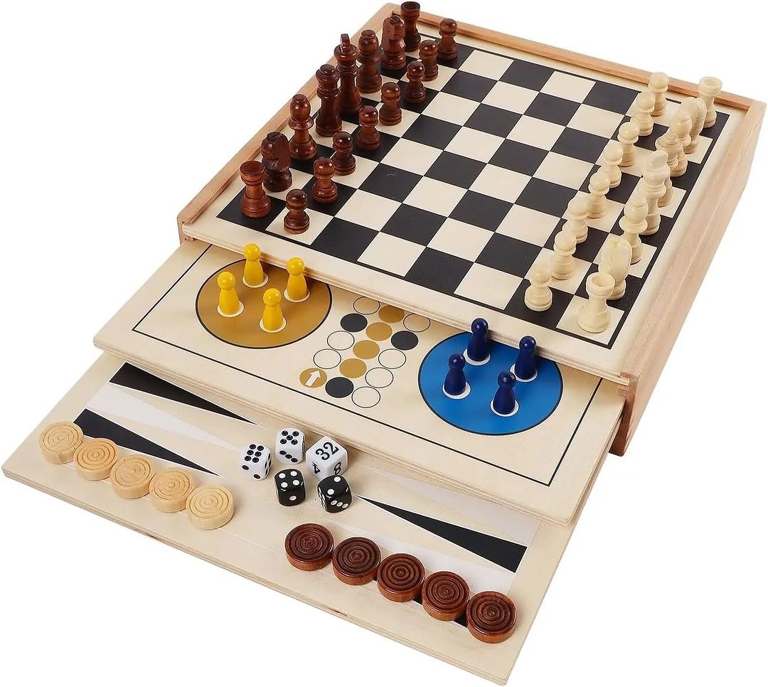 Takeer - 7-in-1 Wooden Board Game Set for Kids and Adults, Table top Combo Classic Travel Portable Board Game