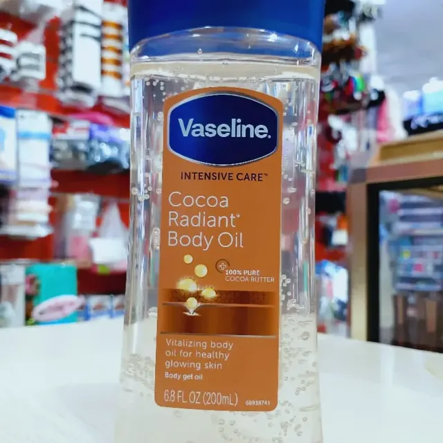 Takeer - Vaseline COCOA radiant body oil 
Zinapatikana 
.h.amonenterprises