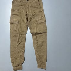 Takeer - Jogger pants🔥🔥 👉Size :31
 
◽️Price : Tshs 35,000 

◽️📲/Whatsapp  

◽️📍📍Location: Mlimani City Nearby Kakobe church.