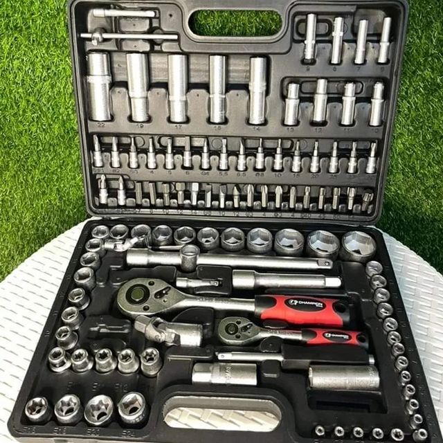 Takeer - 💥💥MZIGO WA TOOLS💥💥

🇩🇰MZIGO TOKA DENMARK 🇩🇰

✅️ RATCHETS BOX INA PC 108

✅️ MATERIAL: CHROME VANADIUM 

✅️ SPANA IMARA NA NZURI KWA KAZI

✅...