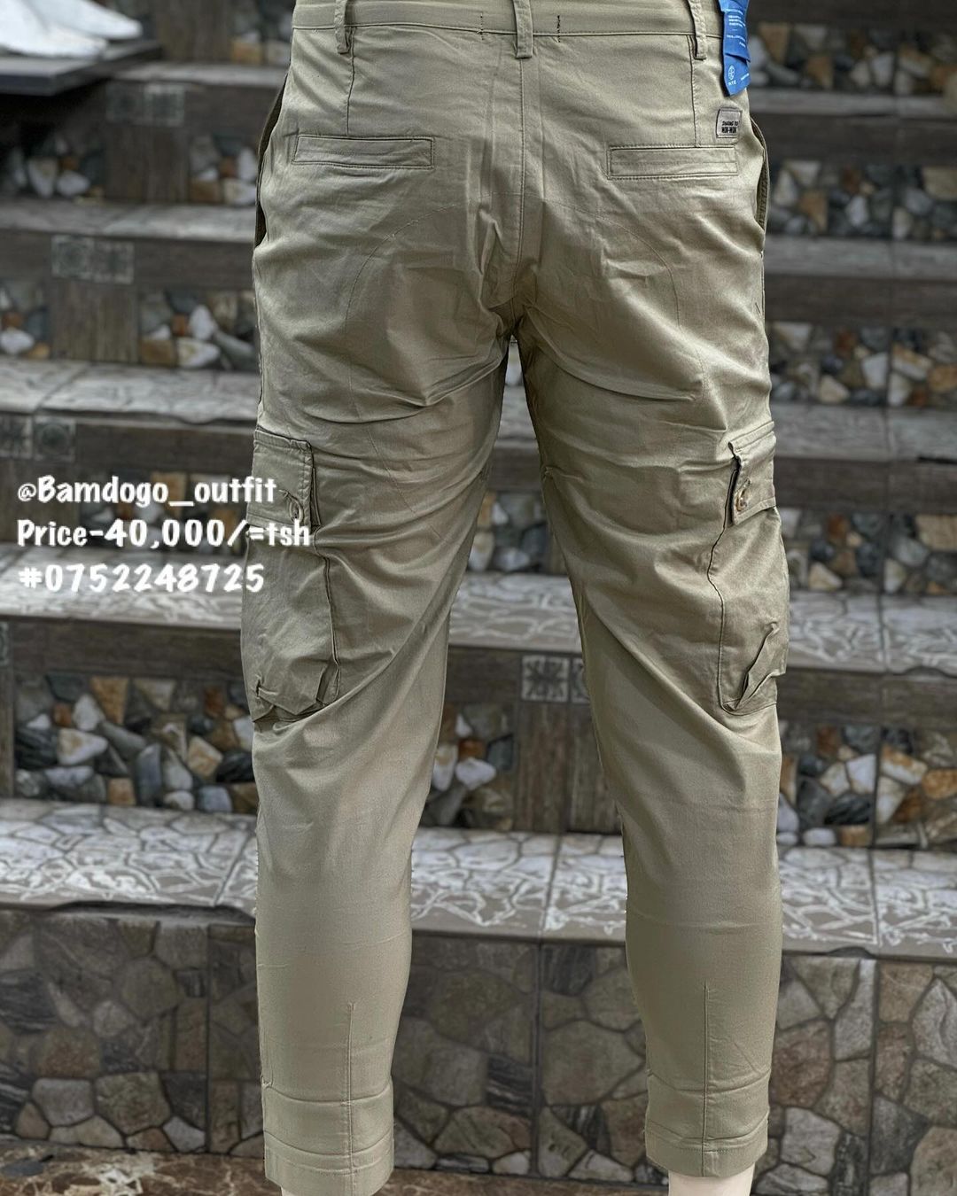 Takeer - Brand new cargo pant stretchable 
Size:&-34
Bei-40,000/=tsh