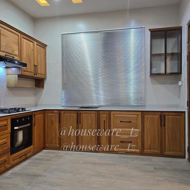 Takeer - MKONGO KITCHEN CABINETS
Price: 1,600,000/-
Book your site visit with us /