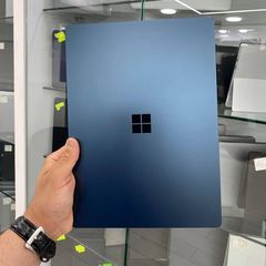 Takeer - MICROSOFT SURFACE 🔥
LAPTOP 2 : 8th generation 
Specifications 👇🏽

Price 1,350,000/=

brand : Microsoft corporation 
model : Microsoft surface la...