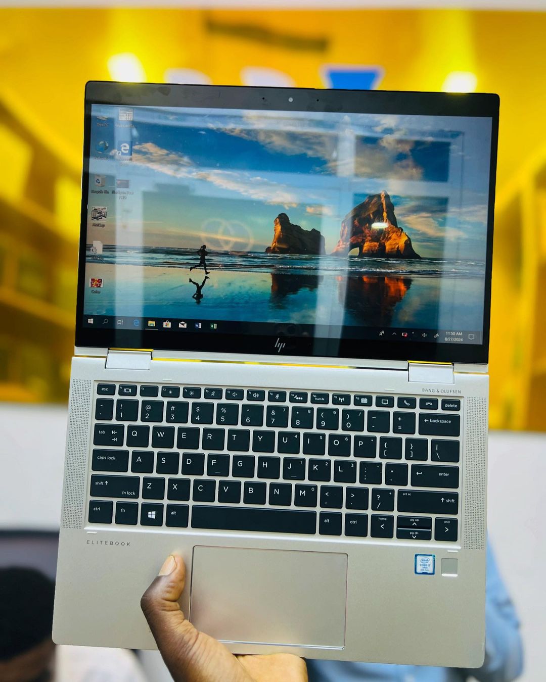 Takeer - 🚨🚨 LAPTOP WITH 1TB SSD AS STORAGE AND i7 1.35M💰

📌Hp Elitebook 1030 G3
🖊️x360° Rotation
🖊️8th Generation
🖊️intel Core i7
🖊️ Ram 16gb DDR4
�...