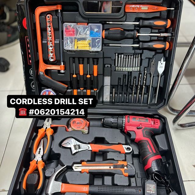 Takeer - CORDLESS DRILL SET AVAILABLE 
BEI POA

WASILIANA NASI
WHATSAPP/CALLS #☎️

WATEJA WA MIKOANI TUNATUMA 🚚
 
 a