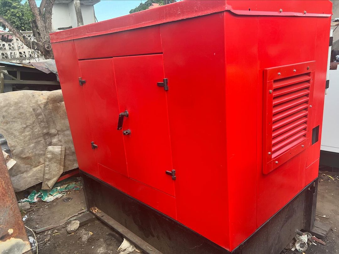 Takeer - Generator: YANMAR

Power : 20 KVA (3 Phase)

PLC: DSE 7320

Automatic Capability

DSE Battery Charger

Silent with Sound Proof Dressing

Good Condi...