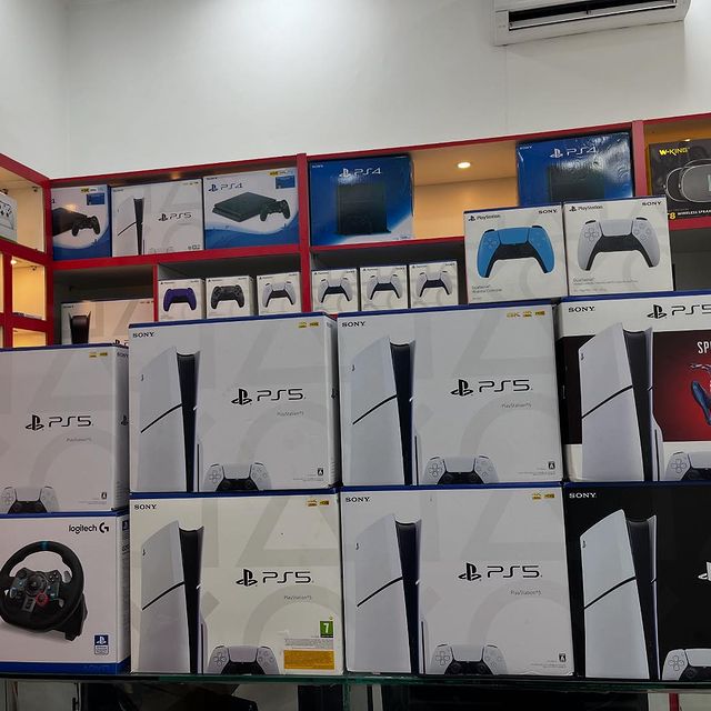 Takeer - ON STOCK ‼️

PS5 SLIM  BRAND NEW

DISC VERSION 1.55M

EXCHANGE DEALS ✅

☎️
📍kinondoni